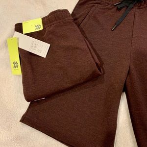 BNWT men’s maroon athletic shorts